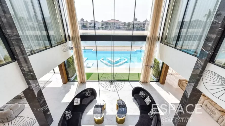 Villa de 6 dormitorios en Palm Jumeirah, UAE No. 892 № 1