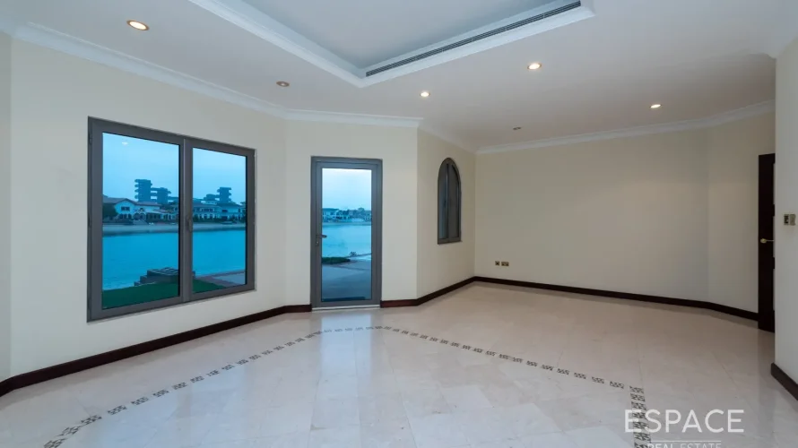 Villa de 4 dormitorios en Palm Jumeirah, UAE No. 859 № 8