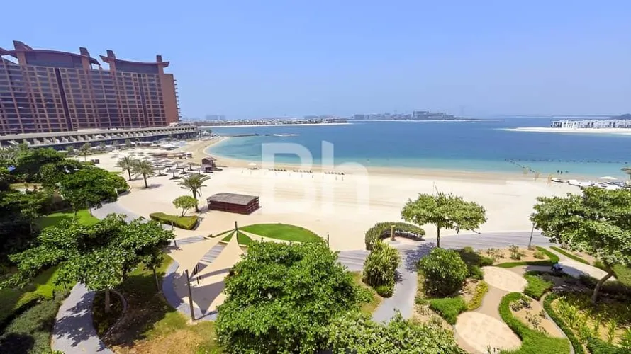 Apartamento de 3 dormitorios en Palm Jumeirah, UAE No. 772 № 1