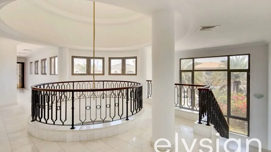 Villa de 5 dormitorios en Signature Villas, UAE No. 425 № 8