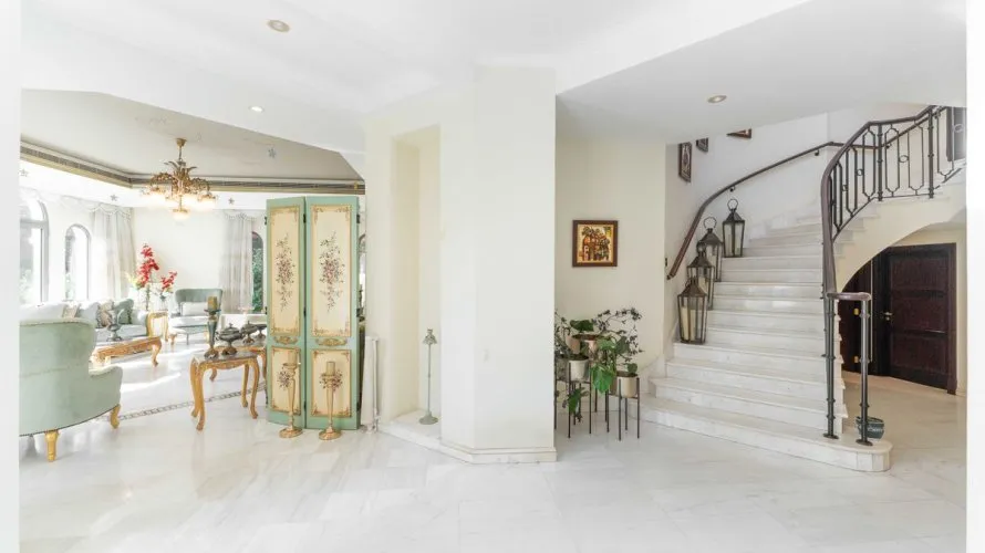 Villa de 6 dormitorios en Palm Jumeirah, UAE No. 1250 № 11