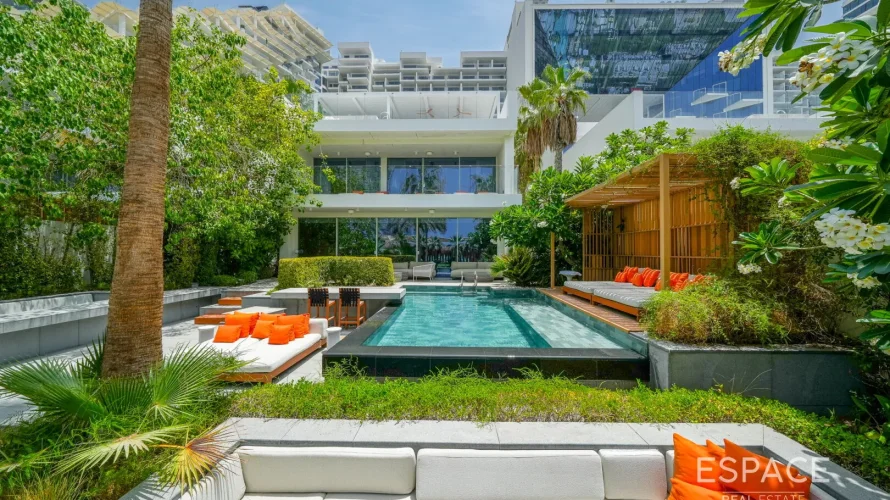 Villa de 5 dormitorios en Palm Jumeirah, UAE No. 865 № 17