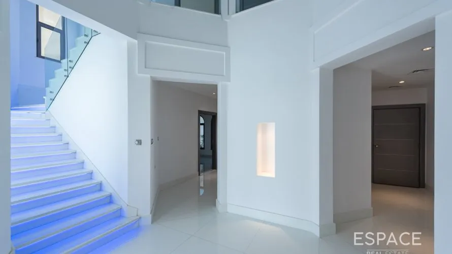 Villa de 4 dormitorios en Palm Jumeirah, UAE No. 878 № 5