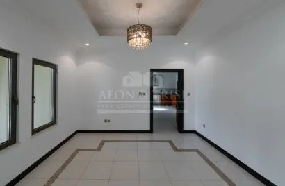 Villa de 4 dormitorios en Canal Cove Villas, UAE No. 823