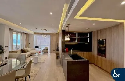 Apartamento de 2 dormitorios en Palm Jumeirah, UAE No. 1204