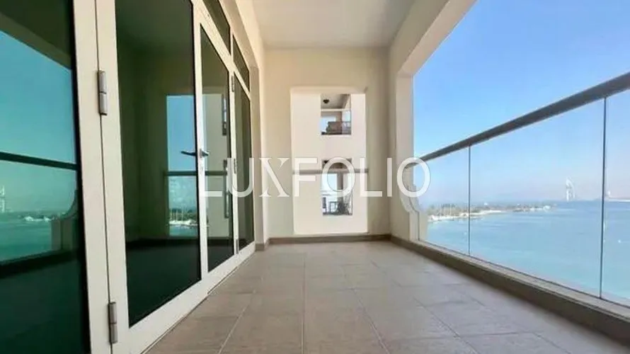 Apartamento de 1 dormitorio en Shoreline Apartments, UAE No. 648