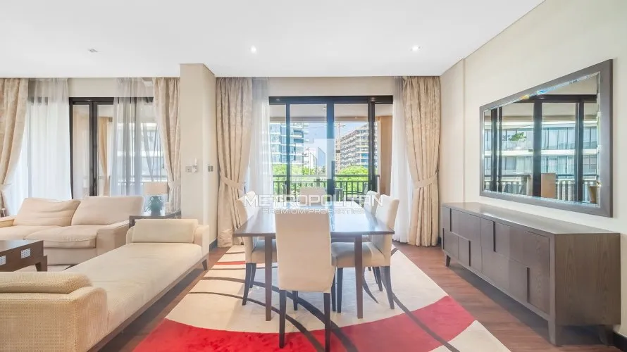 Apartamento de 2 dormitorios en Palm Jumeirah, UAE No. 1008