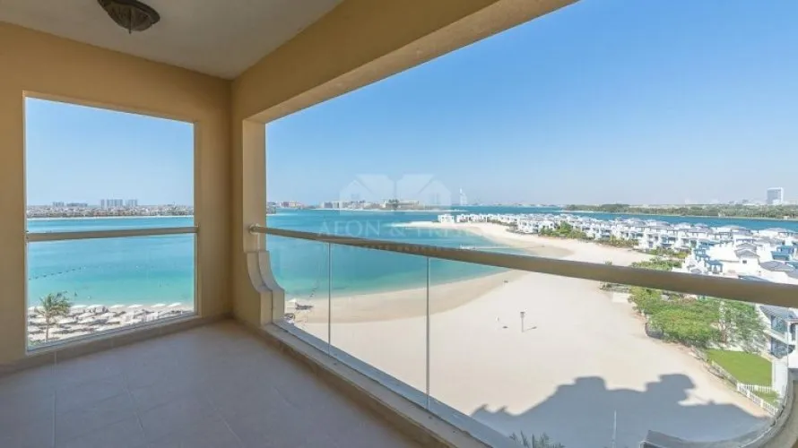 Apartamento de 2 dormitorios en Shoreline Apartments, UAE No. 818 № 1