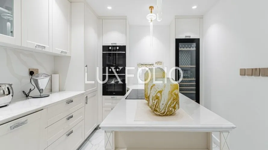 Apartamento de 2 dormitorios en Shoreline Apartments, UAE No. 632 № 10