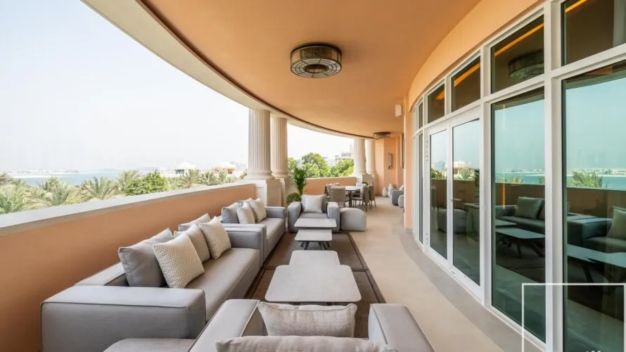 Apartamento de 3 dormitorios en The Crescent, UAE No. 790 № 5