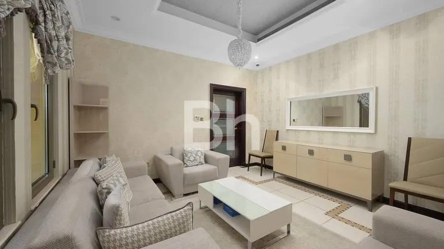 Villa de 4 dormitorios en Palm Jumeirah, UAE No. 777 № 23