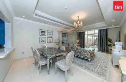 Apartamento de 2 dormitorios en Palm Jumeirah, UAE No. 1086