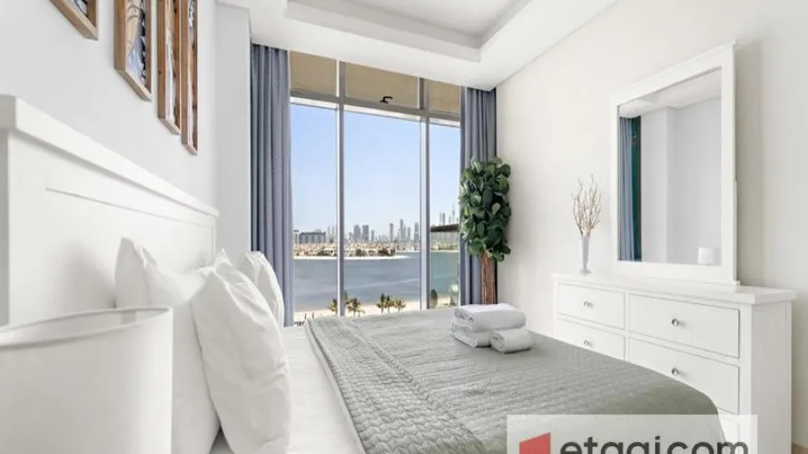 Apartamento de 3 dormitorios en The Crescent, UAE No. 400 № 11