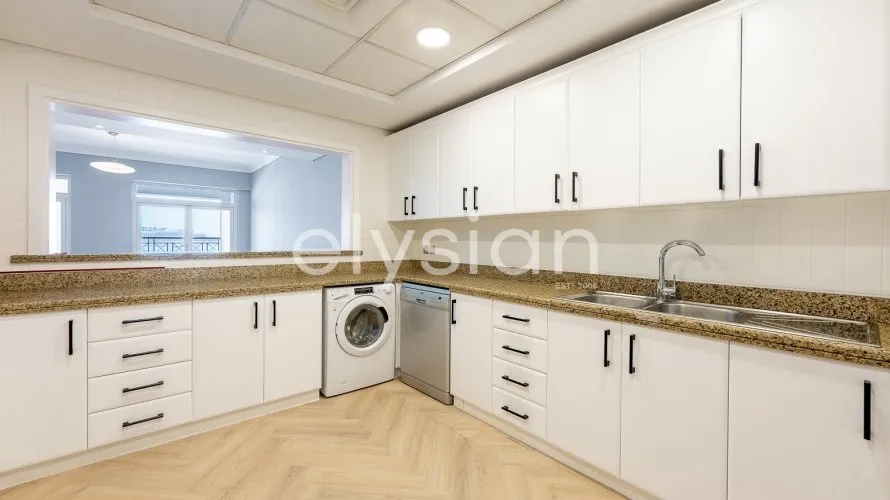 Apartamento de 2 dormitorios en Shoreline Apartments, UAE No. 417 № 8