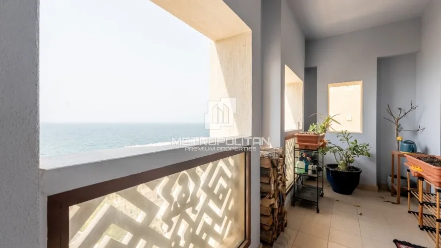 Apartamento de 3 dormitorios en Palm Jumeirah, UAE No. 980 № 17