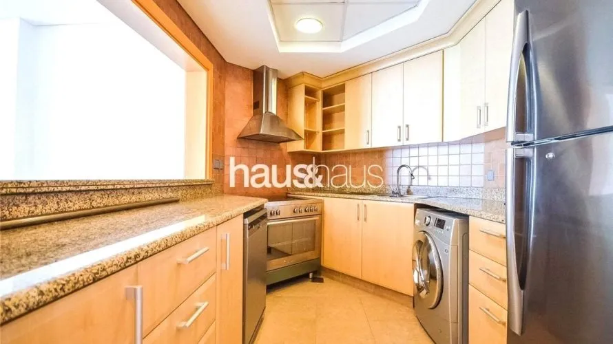 Apartamento de 1 dormitorio en Shoreline Apartments, UAE No. 542 № 6