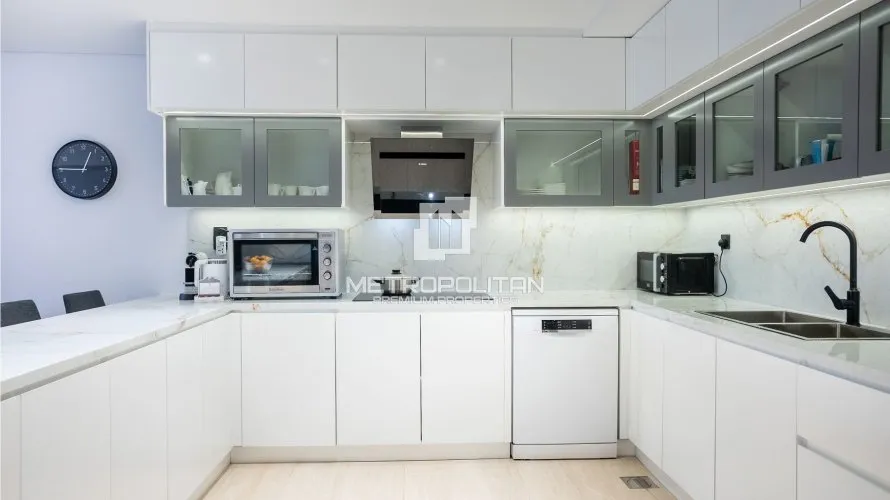 Apartamento de 4 dormitorios en Palm Jumeirah, UAE No. 470 № 6