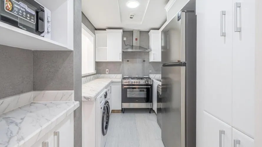 Apartamento de 2 dormitorios en Palm Jumeirah, UAE No. 690 № 4