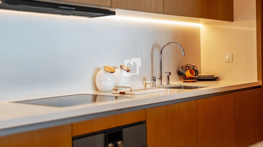 Apartamento de 2 dormitorios en Palm Jumeirah, UAE No. 989 № 5