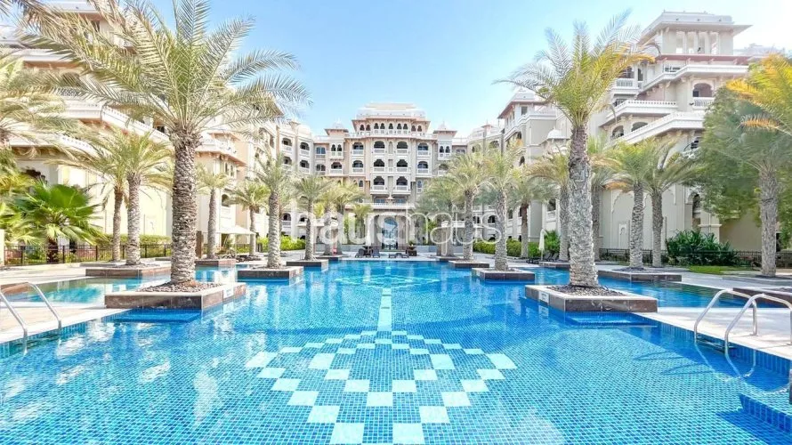 Apartamento de 2 dormitorios en Palm Jumeirah, UAE No. 566 № 1