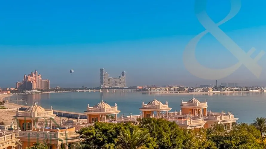 Apartamento de 2 dormitorios en The Crescent, UAE No. 802 № 3