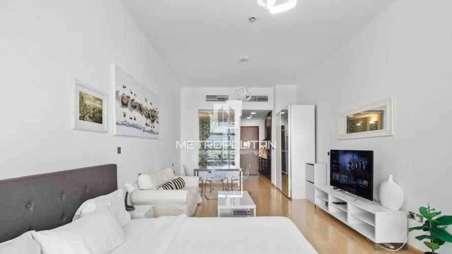 Apartamento de 56m² en Palm Jumeirah, UAE No. 979 № 2