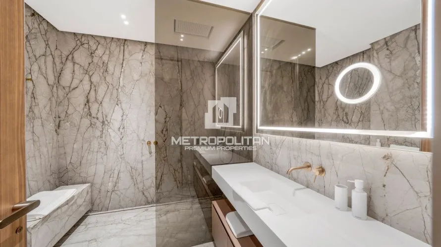 Apartamento de 2 dormitorios en Palm Jumeirah, UAE No. 447 № 18