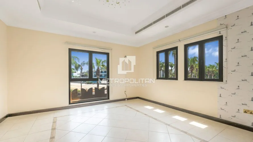 Villa de 4 dormitorios en Palm Jumeirah, UAE No. 977 № 15