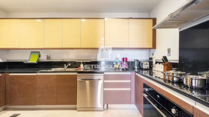 Apartamento de 2 dormitorios en Grandeur Residences, UAE No. 960 № 5