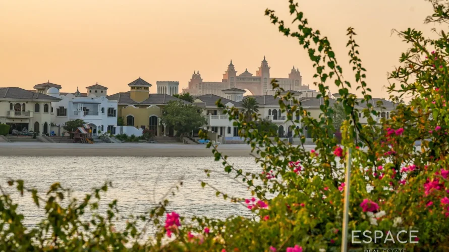 Villa de 5 dormitorios en Palm Jumeirah, UAE No. 883 № 10