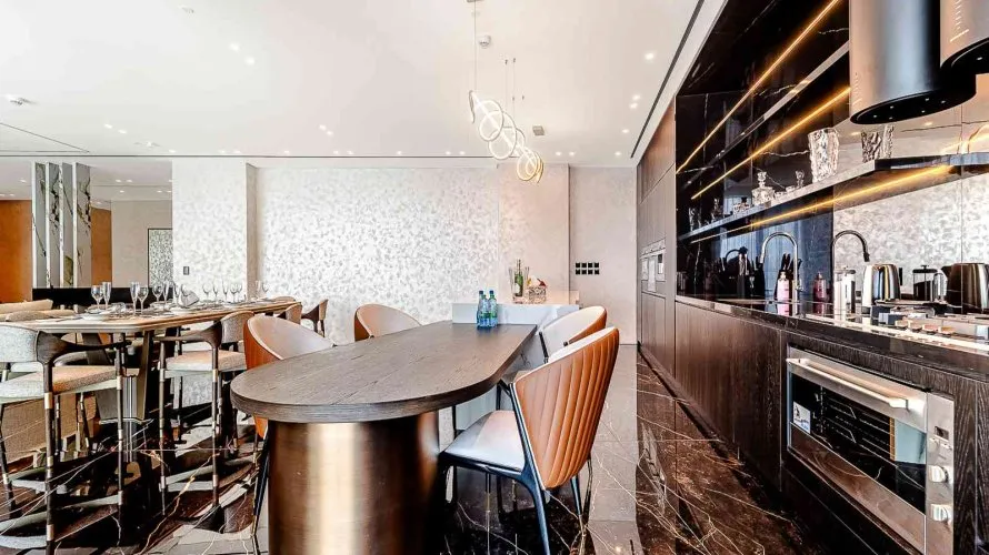 Apartamento de 3 dormitorios en Palm Jumeirah, UAE No. 1325 № 18