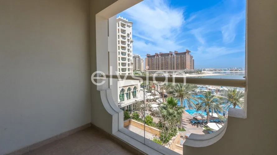 Apartamento de 2 dormitorios en Shoreline Apartments, UAE No. 417 № 15