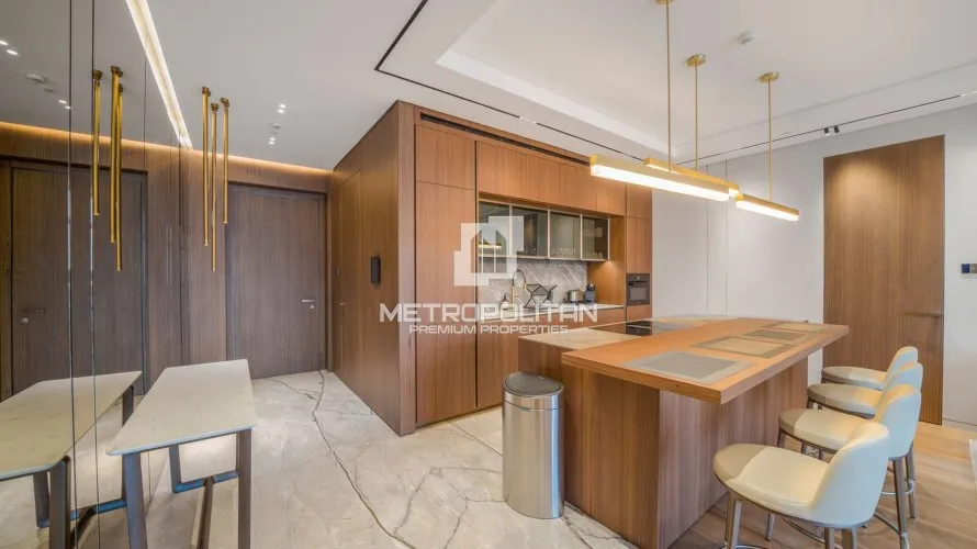Apartamento de 2 dormitorios en Palm Jumeirah, UAE No. 447 № 11