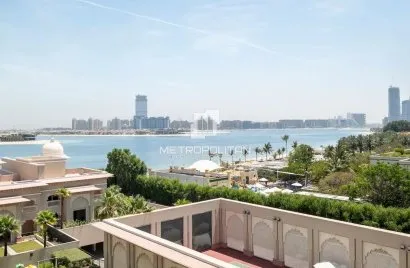 Apartamento de 2 dormitorios en Grandeur Residences, UAE No. 960