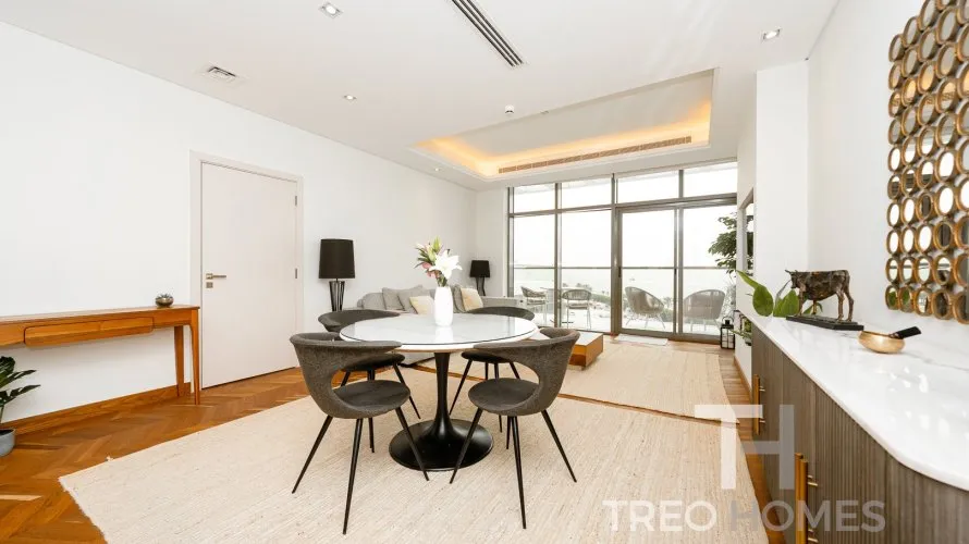 Apartamento de 2 dormitorios en Palm Jumeirah, UAE No. 473 № 1