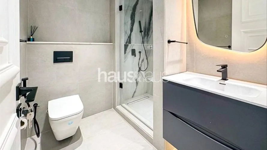 Apartamento de 2 dormitorios en Golden Mile, UAE No. 598 № 7