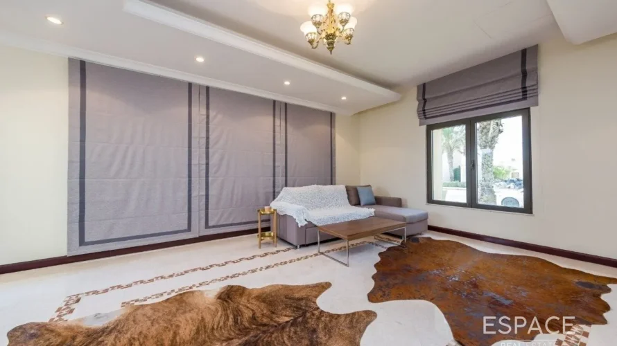 Villa de 4 dormitorios en Palm Jumeirah, UAE No. 868 № 9