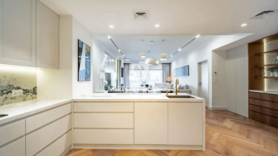 Apartamento de 2 dormitorios en Palm Jumeirah, UAE No. 1037 № 2