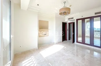 Apartamento de 2 dormitorios en Palm Jumeirah, UAE No. 566