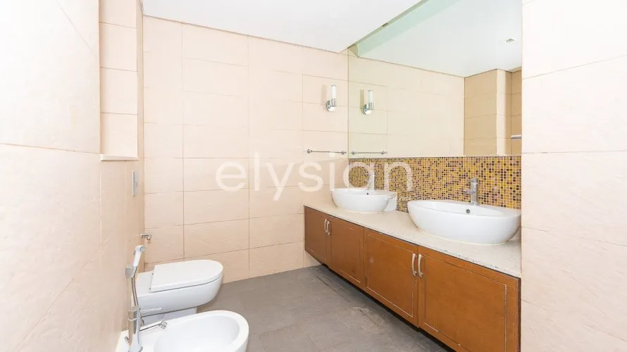 Apartamento de 2 dormitorios en Marina Residences, UAE No. 416 № 7