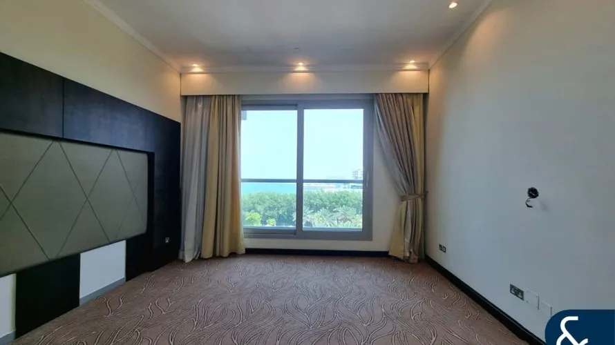 Apartamento de 2 dormitorios en The Crescent, UAE No. 1073 № 7