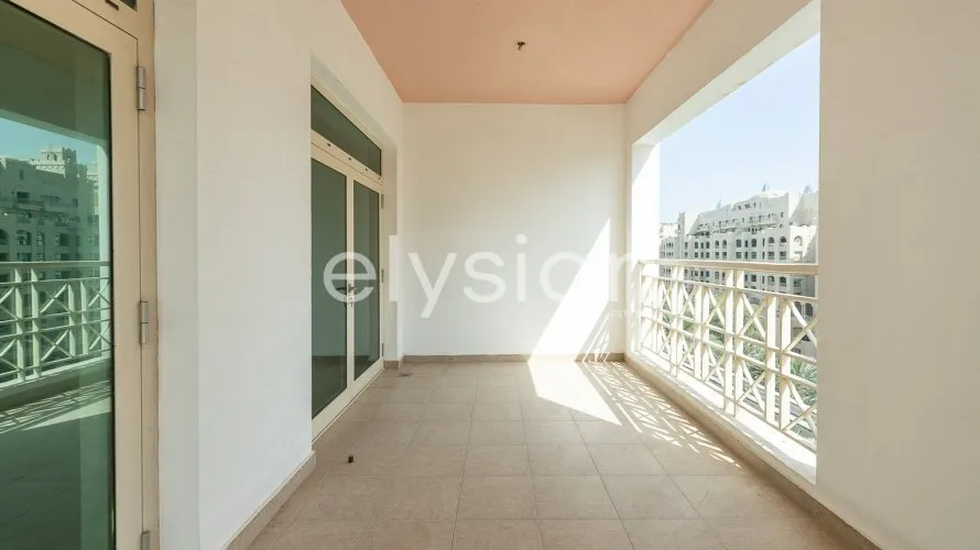 Apartamento de 2 dormitorios en Shoreline Apartments, UAE No. 505 № 11