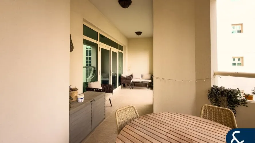Apartamento de 2 dormitorios en Shoreline Apartments, UAE No. 1367 № 13