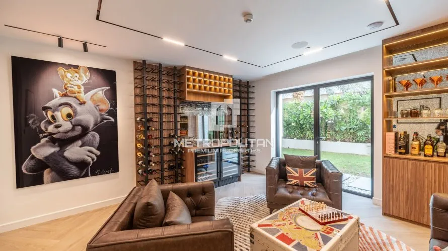 Villa de 5 dormitorios en Palm Jumeirah, UAE No. 966 № 3