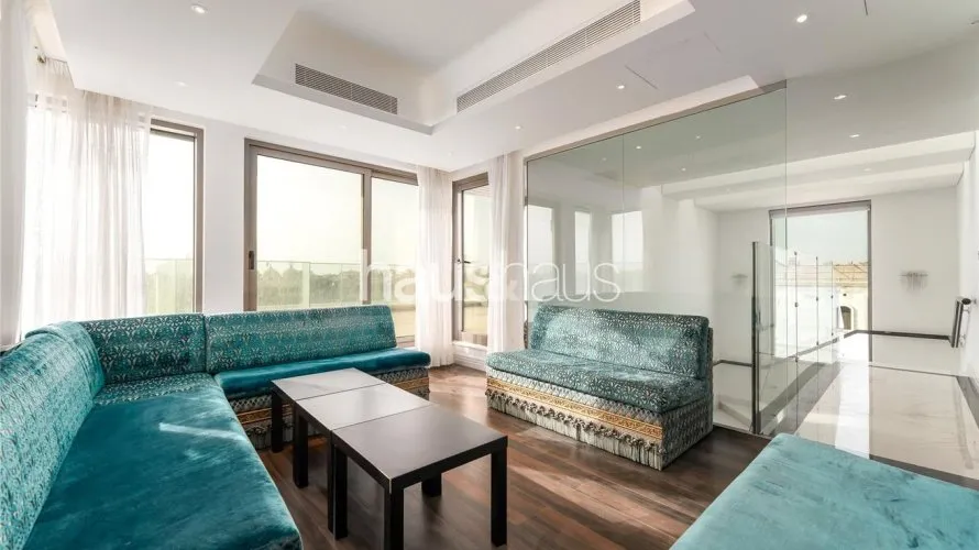 Villa de 5 dormitorios en Garden Homes, UAE No. 592 № 7