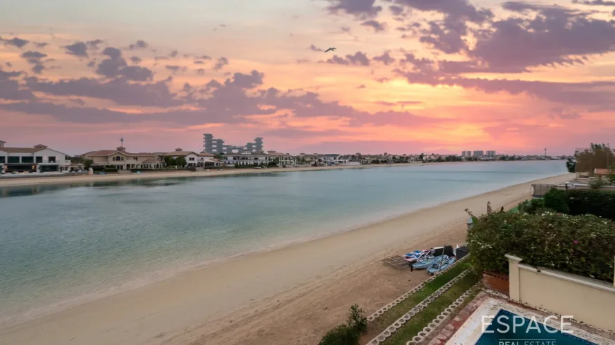 Villa de 4 dormitorios en Palm Jumeirah, UAE No. 859 № 11