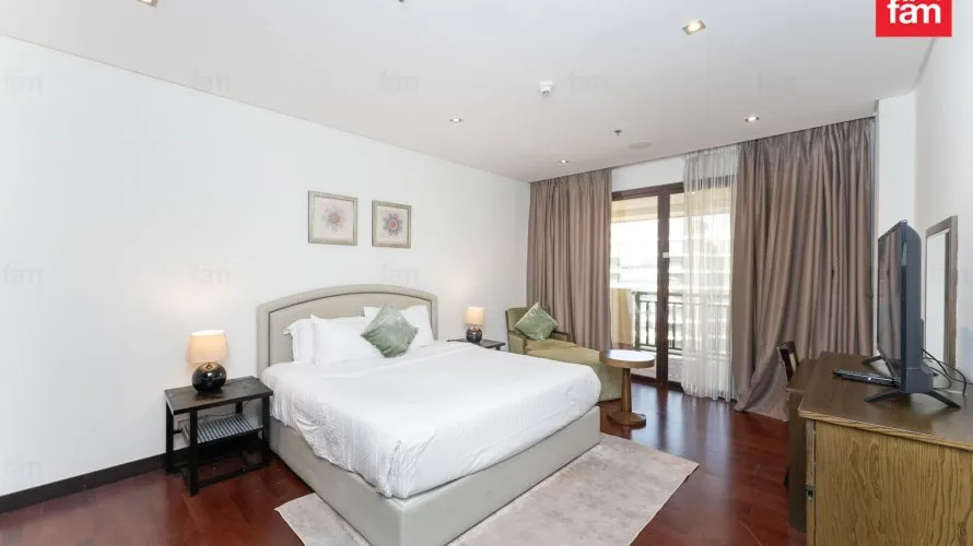 Apartamento de 2 dormitorios en Palm Jumeirah, UAE No. 1096