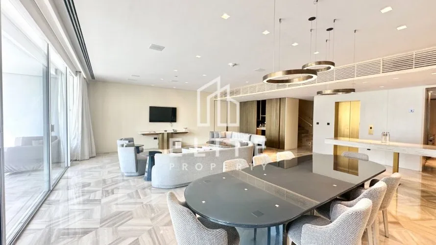 Villa de 5 dormitorios en FIVE Palm Jumeirah, UAE No. 1143 № 3