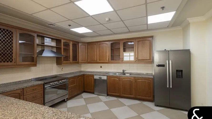 Apartamento de 4 dormitorios en Palm Jumeirah, UAE No. 1357 № 3