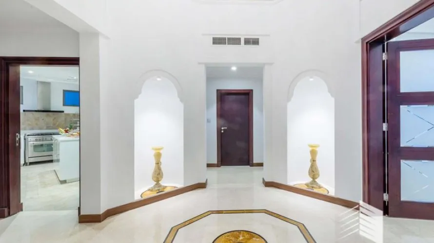 Villa de 4 dormitorios en Garden Homes, UAE No. 401 № 2